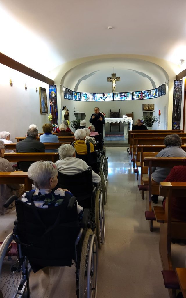 Ospiti in Cammino verso un Sentiero di Pace e Serenità &raquo; Istituto Santa Teresa del Bambin Gesù