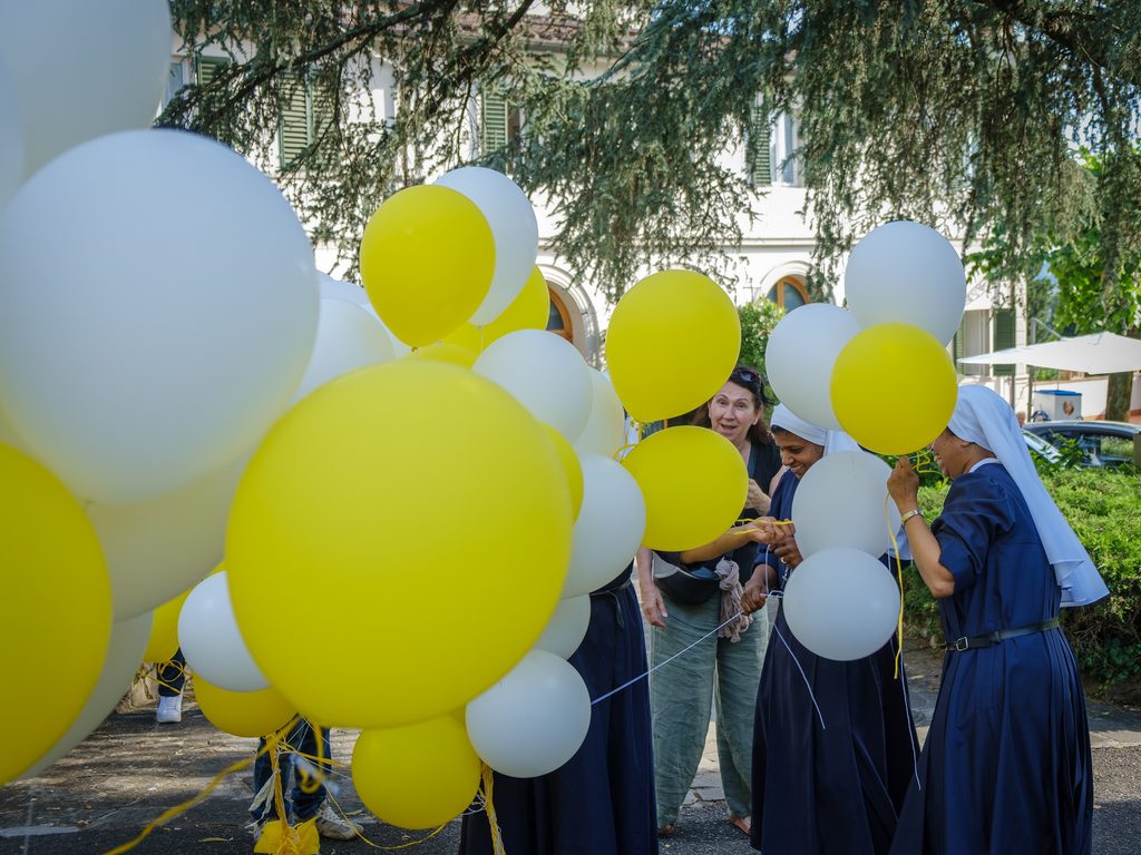 La chiusura del mese Mariano » 17 La chiusura del mese Mariano » Istituto Santa Teresa del Bambin Gesù