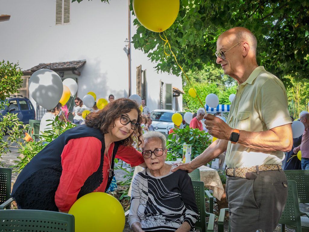 La chiusura del mese Mariano » 28 La chiusura del mese Mariano » Istituto Santa Teresa del Bambin Gesù