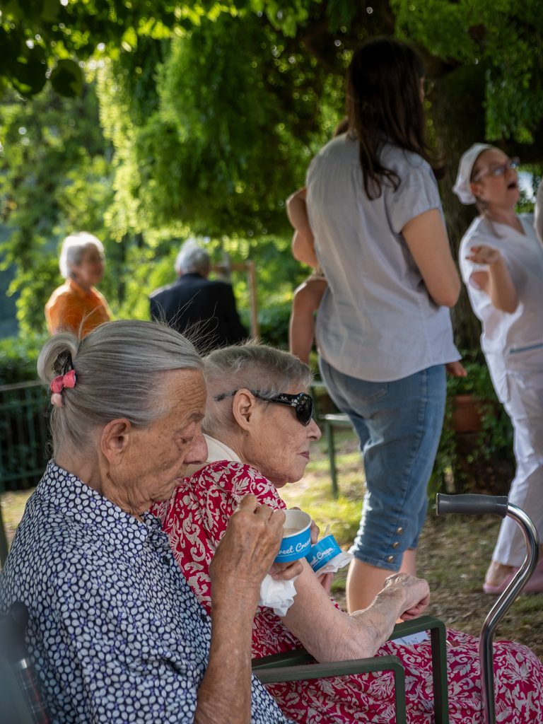 La chiusura del mese Mariano » 47 La chiusura del mese Mariano » Istituto Santa Teresa del Bambin Gesù